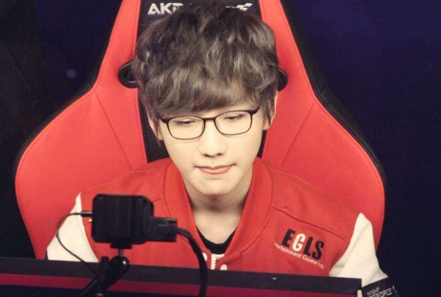 哥首秀表现 哥首秀表现