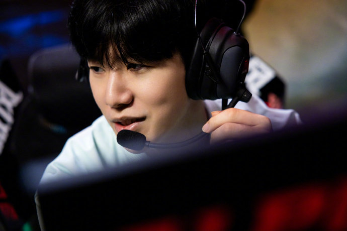 大饱眼福的 大饱眼福的