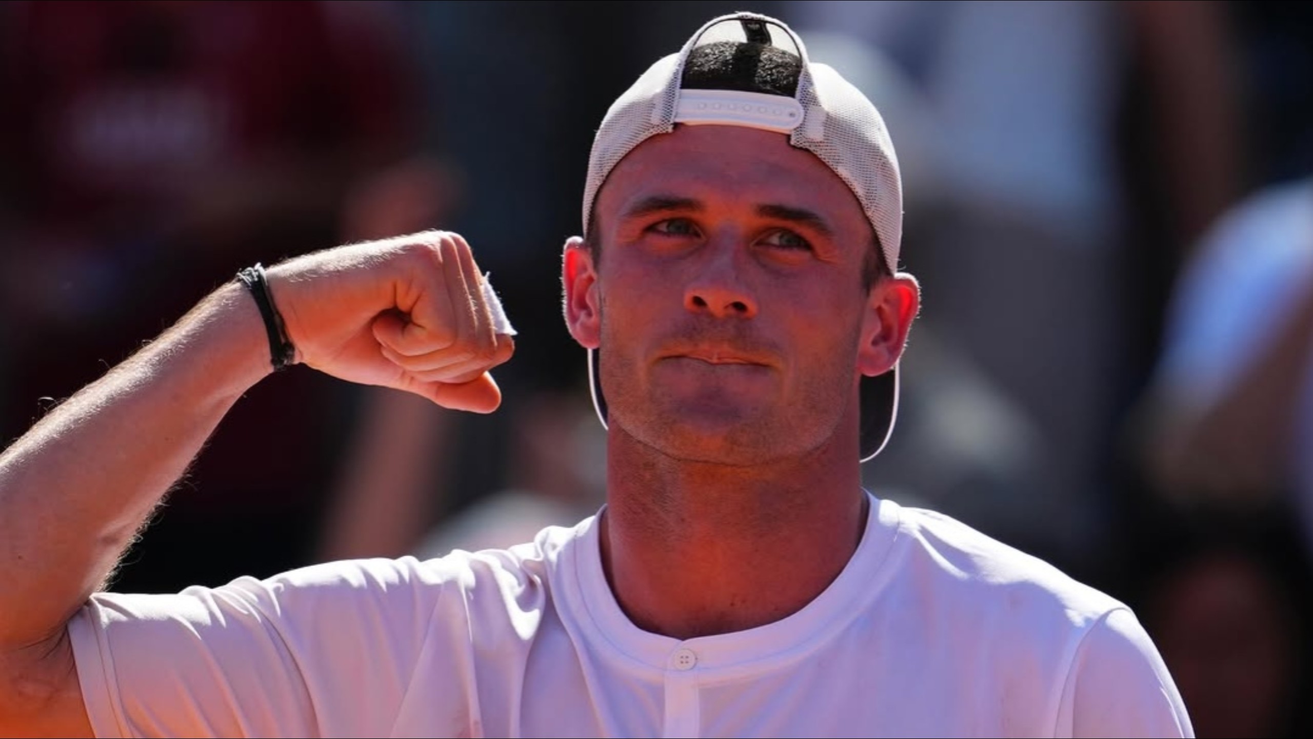 轻时便被誉 轻时便被誉