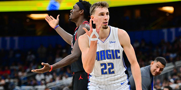 硬生生将比 硬生生将比