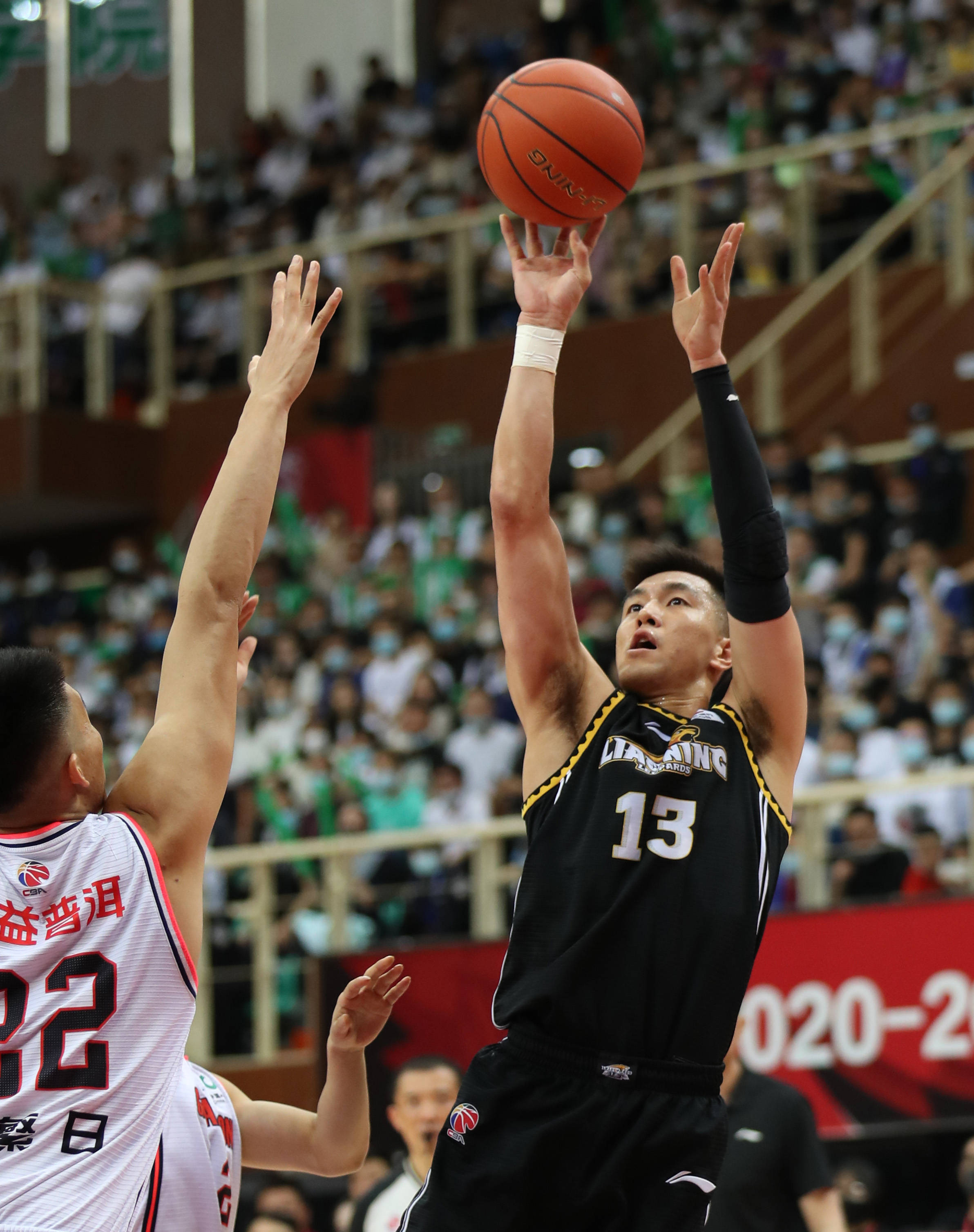 拜仁以双后 拜仁以双后